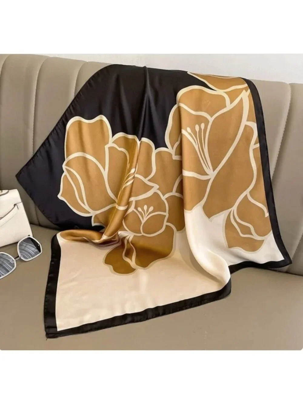 ✨Silky Square Scarf Elegant Bandana FLORAL Brown Luxurious Stylish Accessory New